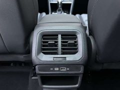 Volkswagen Touareg 2022 280TSI FWD Luxury Edition - ფოტო 17