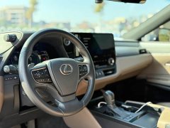 Lexus ES 300h Premium Edition - ფოტო 14