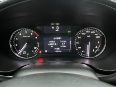 Cadillac XT4 28T FWD Luxury - ფოტო 10