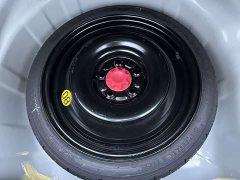 Toyota Corolla 1.8L CVT Luxury - ფოტო 16
