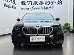 BMW 5 Series 530Li Luxury M Sport Package - ფოტო 2