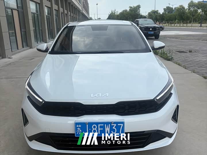Kia K3 1.5L CVT Luxury Edition - ავტომობილი ჩინეთიდან