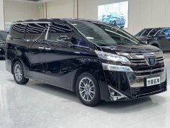Toyota Vellfire Crown Hybrid 2.5L HV Luxury Edition - ფოტო 3