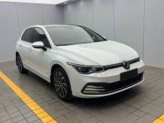 Volkswagen Golf 2021 280TSI DSG Pro - ფოტო 3