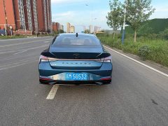 Hyundai Elantra 1.5L CVT Luxury - ფოტო 4