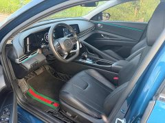 Hyundai Elantra 1.5L CVT Luxury - ფოტო 7