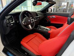 BMW Z4 sDrive 25i M Sport Package - ფოტო 10