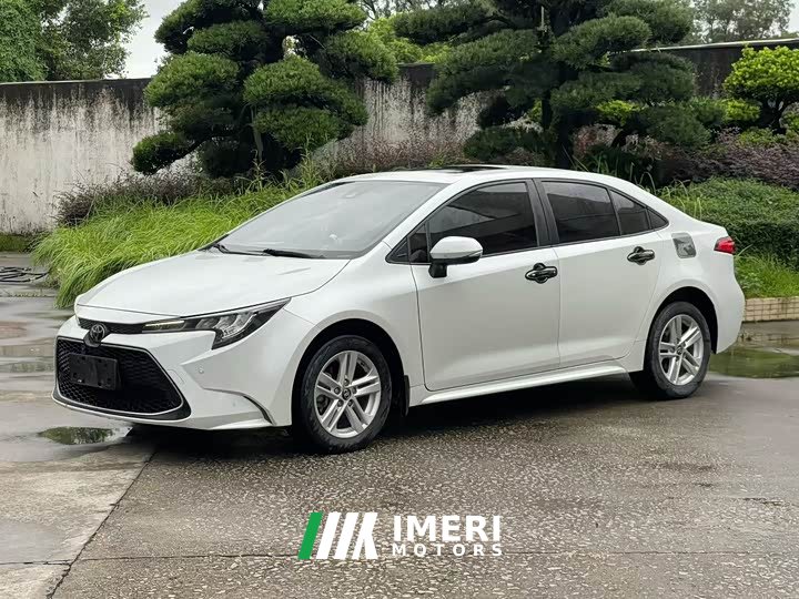 Toyota Corolla 1.8L CVT Luxury - ავტომობილი ჩინეთიდან