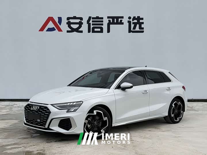 Audi A3 Sportback 35 TFSI Luxury Sport