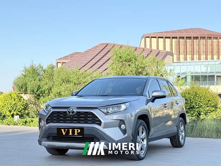 Toyota RAV4 2022 2.0L CVT FWD Fashion Edition - ავტომობილი ჩინეთიდან