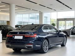 BMW 7 Series 740Li Premier M Sport Package - ფოტო 8
