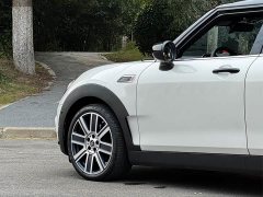 BMW 2023 MINI Clubman Facelift 2.0T Cooper S Connoisseur - ფოტო 10