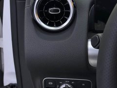 Mercedes-Benz GLB 2020 GLB 180 Dynamic - ფოტო 12