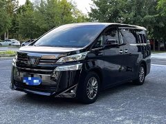Toyota Vellfire Crown Twin Engine 2.5L HV Premium Edition - ფოტო 1