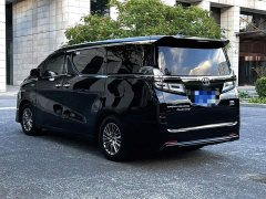 Toyota Vellfire Crown Twin Engine 2.5L HV Premium Edition - ფოტო 16