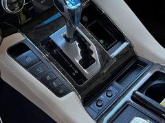Toyota Vellfire Crown Twin Engine 2.5L HV Premium Edition - ფოტო 6