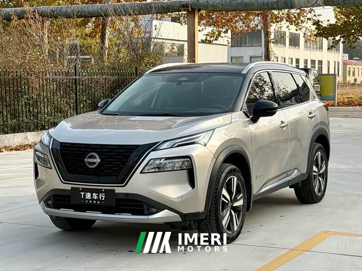 Nissan Qashqai e-POWER Hybrid Dual Motor AWD Premium Edition