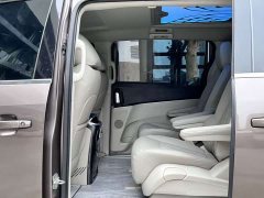 Buick GL8 Land Executive Cabin 652T Luxury - ფოტო 7