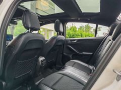 Ford Focus Sedan EcoBoost 180 Automatic ST Line - ფოტო 4