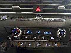 Hyundai Elantra 1.5L CVT Luxury - ფოტო 12