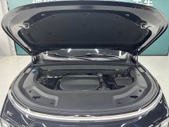 Li Auto L8 Pro - ფოტო 3