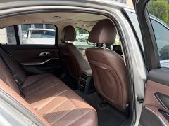 BMW 3 Series 2023 320i M Sport Package - ფოტო 8