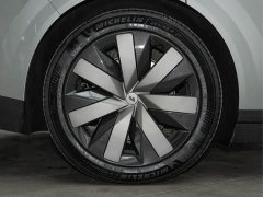 Li Auto i8 Standard Edition - ფოტო 11
