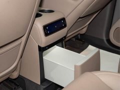 Li Auto i8 Standard Edition - ფოტო 4