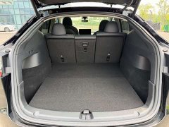 Tesla Model Y Performance All-Wheel Drive - ფოტო 15