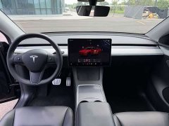 Tesla Model Y Performance All-Wheel Drive - ფოტო 9
