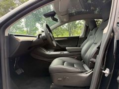 Tesla Model Y Long Range All-Wheel Drive - ფოტო 11