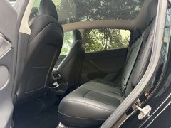 Tesla Model Y Long Range All-Wheel Drive - ფოტო 12