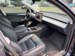 Tesla Model Y Long Range All-Wheel Drive - ფოტო 13