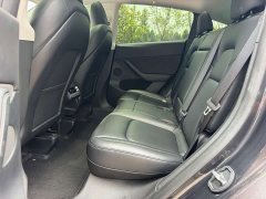 Tesla Model Y Long Range All-Wheel Drive - ფოტო 15