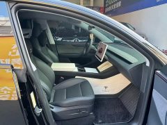 Tesla Model Y Rear-Wheel Drive - ფოტო 11