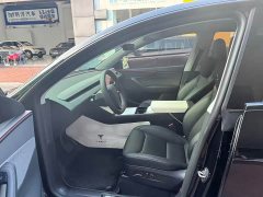 Tesla Model Y Rear-Wheel Drive - ფოტო 12