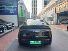 Tesla Model Y Rear-Wheel Drive - ფოტო 5