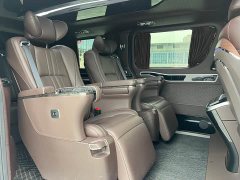 Toyota HIACE 3.5L Automatic - ფოტო 10