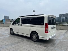 Toyota HIACE 3.5L Automatic - ფოტო 5