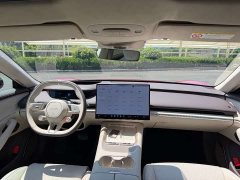 Xiaomi SU7 Rear-Wheel Drive Pro - ფოტო 10