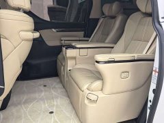Toyota Alphard Hybrid 2.5L Premium Edition - ფოტო 6