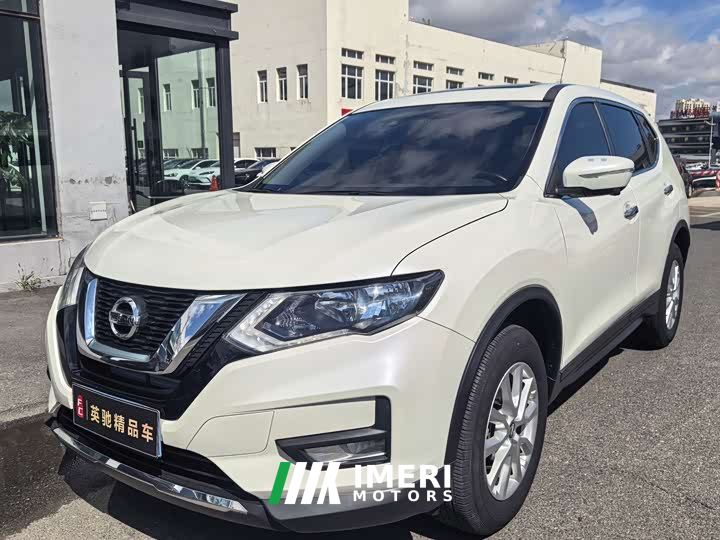 Nissan Qashqai 2.0L FWD Smart Connect Premium Edition