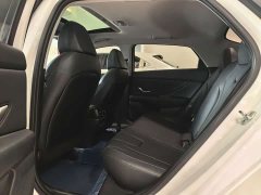 Hyundai Elantra 1.5L CVT Luxury - ფოტო 11