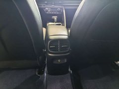 Hyundai Elantra 1.5L CVT Luxury - ფოტო 12