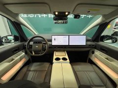 Li Auto Li Xiang MEGA Ultra - ფოტო 19