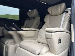 Toyota Vellfire Crown Hybrid 2.5L Executive Premier Edition - ფოტო 10