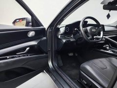Hyundai Elantra 1.5L CVT Luxury - ფოტო 8