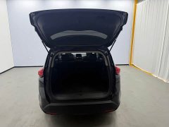 Volkswagen Viloran 2020 Mild Hybrid Redline 530T Automatic Luxury Edition (5 2 Seating) - ფოტო 12