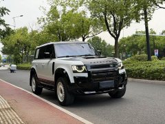 Land Rover Defender Facelift 110 3.0T P400 X-DYNAMIC HSE - ფოტო 3