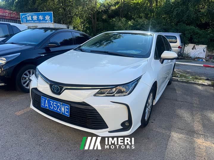 Toyota Corolla 1.8L E-CVT GL-i Edition